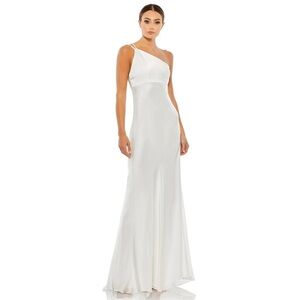 IEENA for Mac Duggal White Satin Maxi Dress